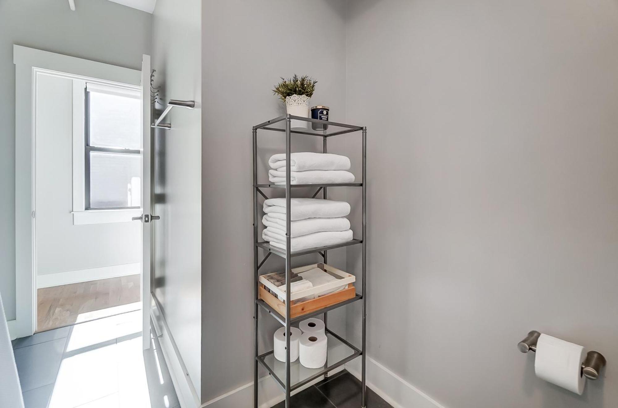 Sunny Downtown Apartment, Walk To Washington Park! Σινσινάτι Εξωτερικό φωτογραφία